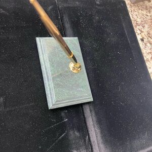 Centurion Green Marble Platform Pen Holder with pen
